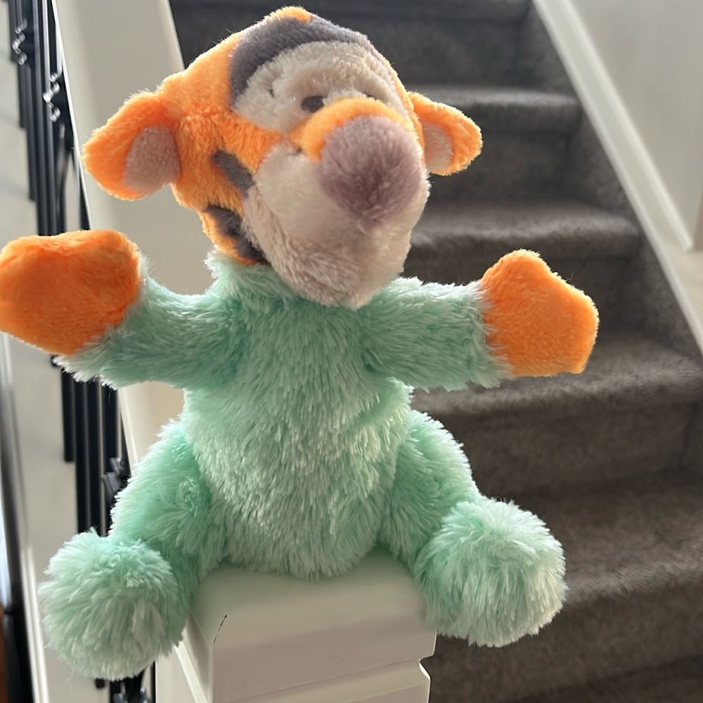 Disneyland Resort Tigger